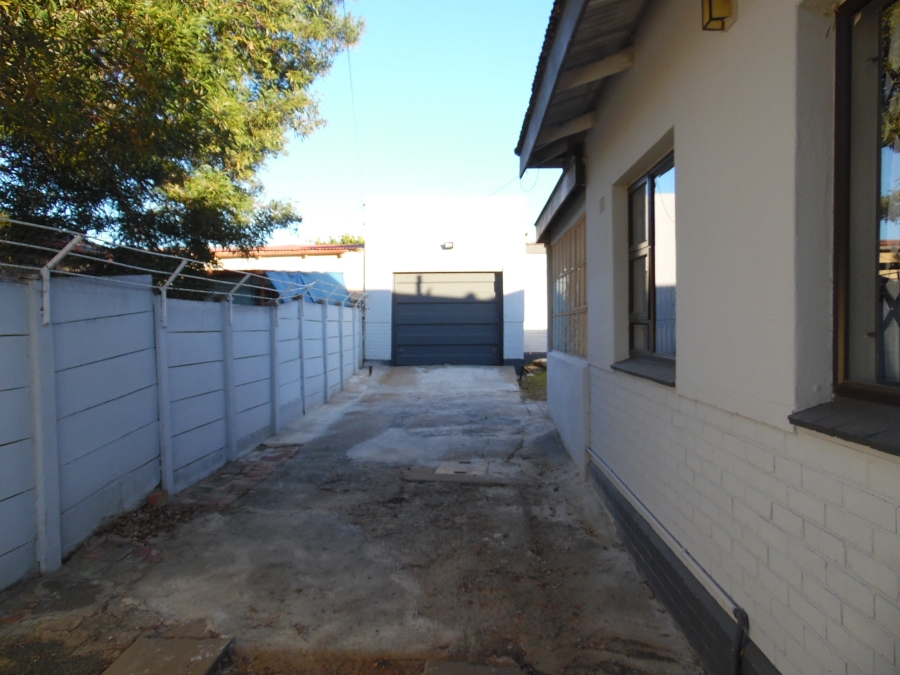 3 Bedroom Property for Sale in Odendaalsrus Free State